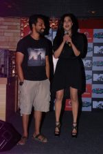 Shruti Hassan at MTV Rush press meet in Red Ant Cafe, Mumbai on 10th July 2012 (19).JPG